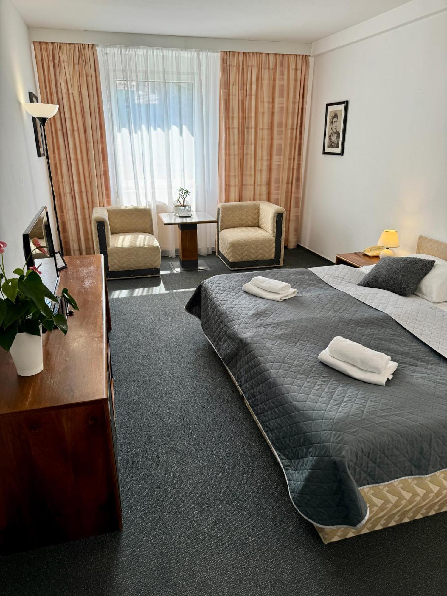 A-austerlitz 3*