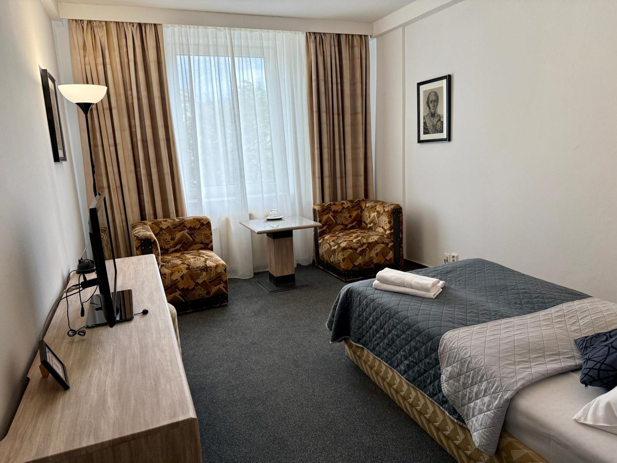 A-austerlitz Hotel
